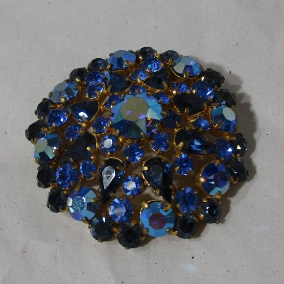 Vintage Blue Rhinestone Aurora Borealis Ladies Pin Brooch Austria Austrian - Picture 4 of 5